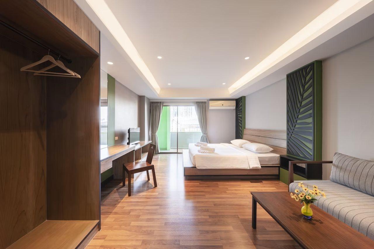 Khách sạn At 115 By Rompo Mansion Bangkok