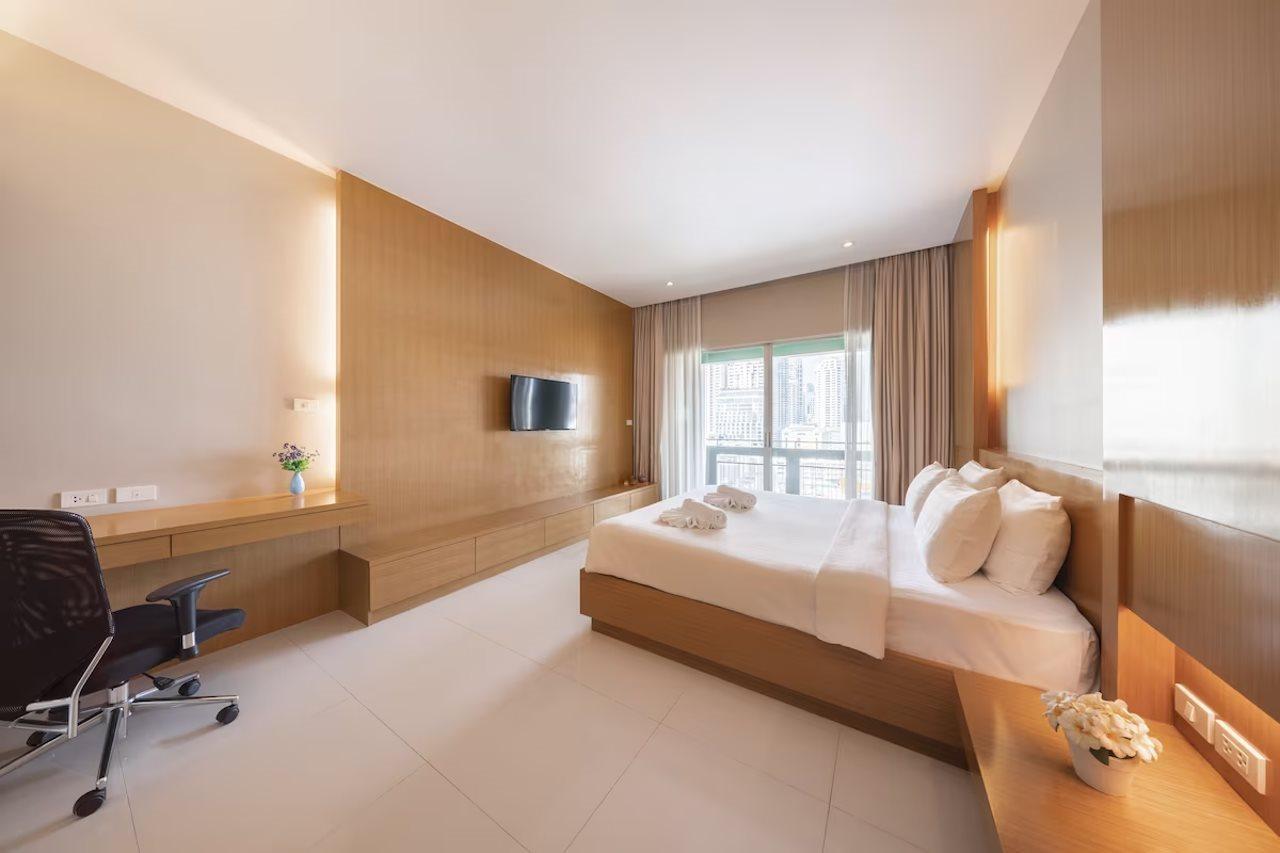 At 115 By Rompo Mansion Bangkok